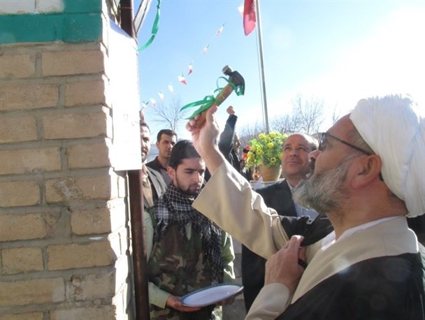 "زنگ انقلاب" در مدارس خنداب نواخته شد + عکس