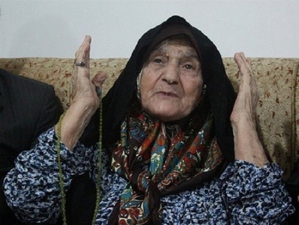 مادر گرانقدر شهید «مهدوی» به فرزند شهیدش پیوست+ تصاویر تشییع