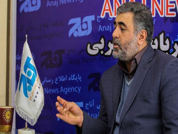 هر وقت گفتیم کار فرهنگی، مسئولین بنر زدند و جشن گرفتند!/ فرهنگ‌مان را سیاسی کرده‌اند