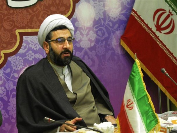 رویکرد برنامه های دهه فجر در تبریز بر مبنای روایت گفتمان انقلاب و نشاط اجتماعی است/افتتاح نمایشگاه «روی خط زندگی» همزمان با دهه فجر