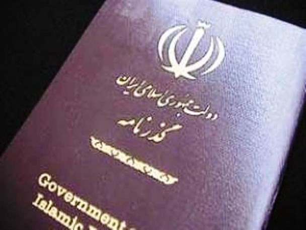 رها کردن تنگه ها و گردنه های حساس انقلاب به شوق غنیمت است/غنیمتی که آن را دستاورد تلقی میکنیم دست جوان ایرانی را بسته