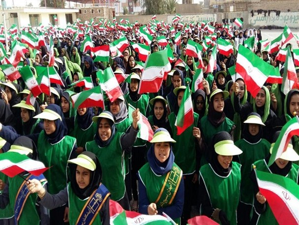 دنیا در آرزوی دستیابی به اقتدار انقلاب اسلامی ایران است/قبل از انقلاب چیزی جز سرافکندگی عاید ایران نبود