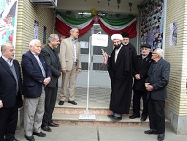 زنگ انقلاب در مدارس خشکبیجار نواخته شد+تصاویر
