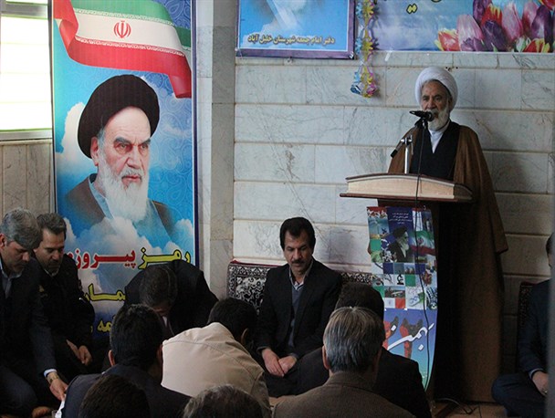 انقلاب اسلامی تحول شگرفی در عرصه های مختلف ایجاد کرد