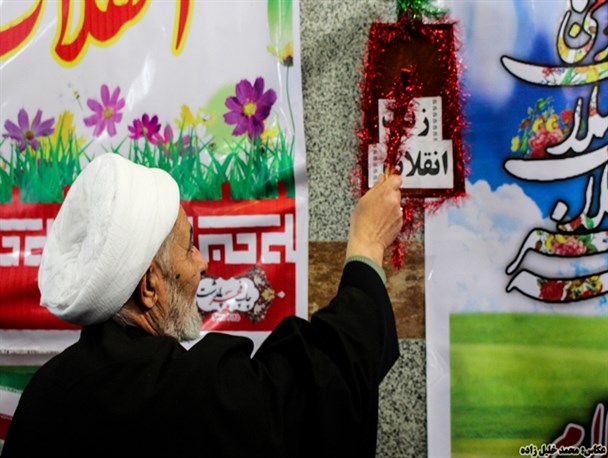 زنگ انقلاب درمدارس پلدشت نواخته شد+ تصاویر