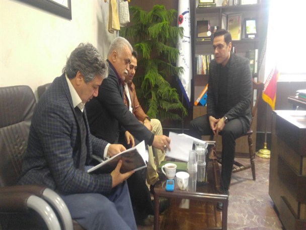 دریافت عوارض کسب و پیشه ۳صنف از سوی شهرداری ورامین متوقف شد
