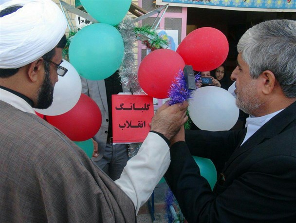 گلبانگ انقلاب در مدارس سیستان و بلوچستان طنین انداز شد+تصاویر