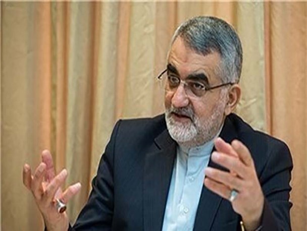 ایران جزء چند قدرت برتر موشکی دنیا است/ در زنجیره انقلاب، حلقه اقتصاد ضعیف است