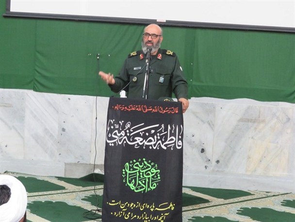 وجود بیکاری و مشکلات اقتصادی از بی عرضگی مسئولین است/هم و غم دشمن بر علیه جمهوری اسلامی ایران است