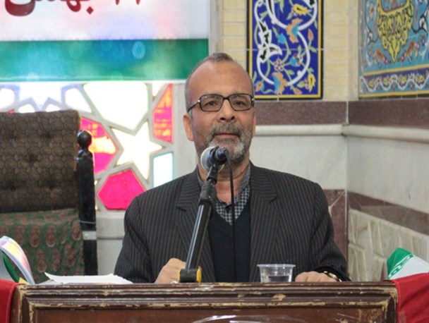 اصرار بر اداره جامعه بر اساس دین عامل تقابل دشمنان با انقلاب است