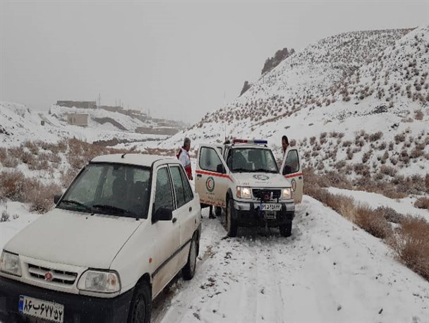 جاده‌های ۷ استان کشور برفی است