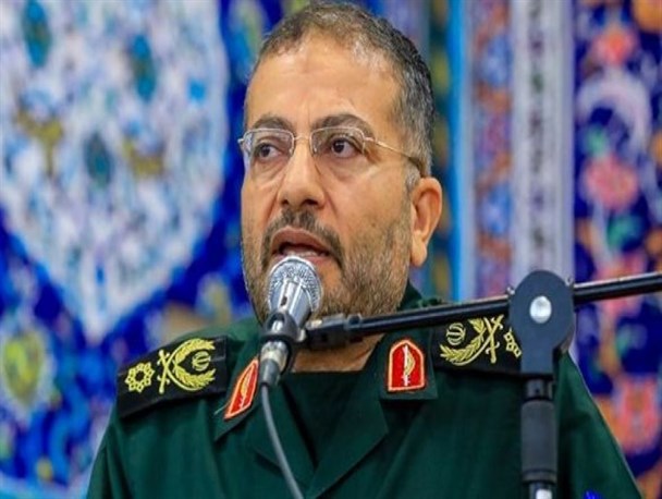 انقلاب اسلامی هیمنه استکبار جهانی را شکست