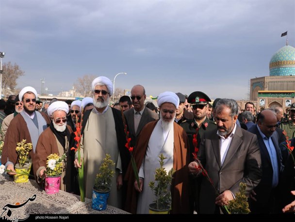 مراسم گرامیداشت سالروز ورود تاریخی امام خمینی(ره) به میهن