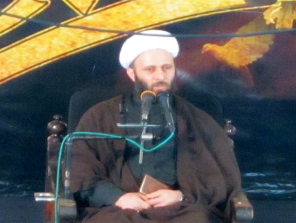 محبت به حضرت زهرا باید در رفتار به ظهور وبروز برسد/غربی ها ریزه خوار علم محمد(ص) و آل محمد(ص) هستند