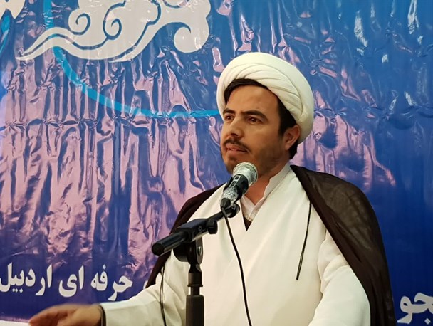 دعای عرفه، گنجینه نجات بخش امام حسین(ع) برای بشریت است/ تکیه بر خداوند متعال تنها رمز پیروزی رزمندگان در جبهه اقتصادی