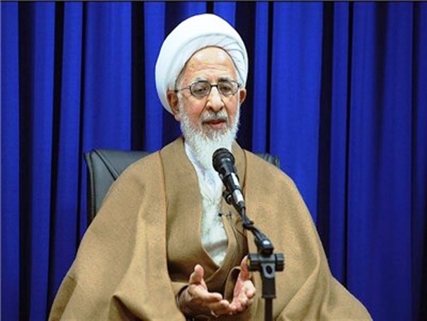 هشدار آیت‌الله جوادی آملی به کارمندان بانک‌های ربوی /عکس‌نوشت