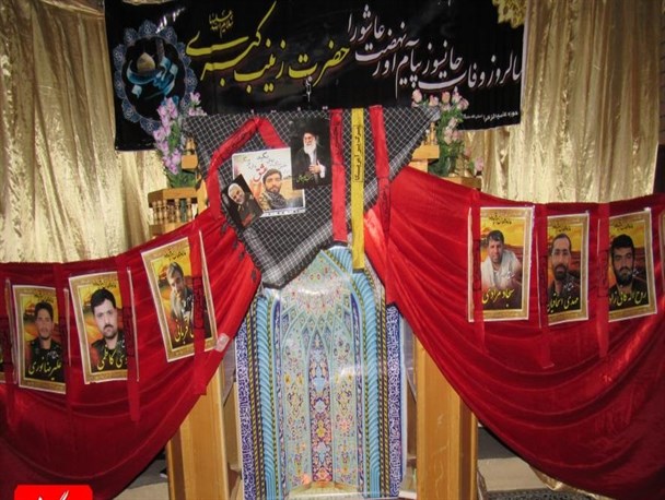معتکفان چادگانی در وفات پیام آور کربلا، غرق در عزا و ماتم شدند/تصاویر