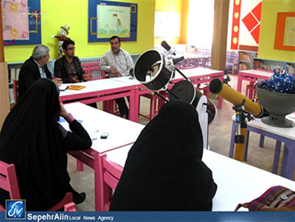 همایش شبی با ستارگان گمنام به مناسبت هفته نجوم در اسفراین برگزار می شود/تصاویر
