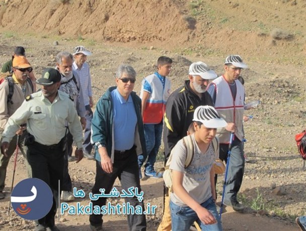 همایش بزرگ کوهپیمایی خانوادگی در پاکدشت برگزار شد+ تصاویر