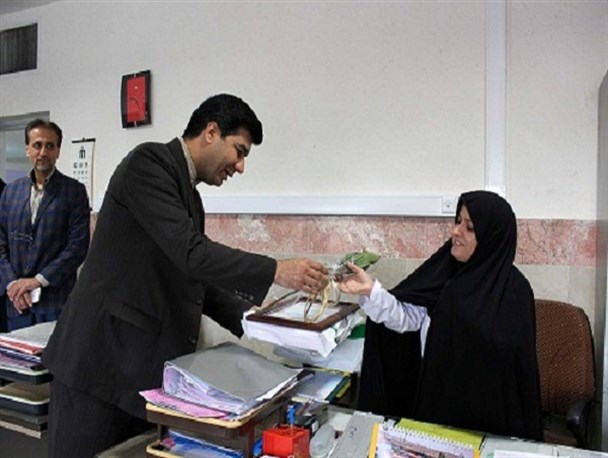 از بانوان محجبه مرکز بهداشت شهید بلندیان قزوین تجلیل شد