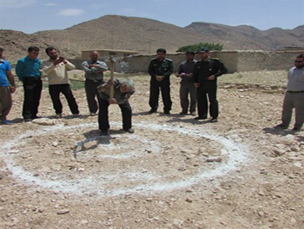 آغاز ساخت نمازخانه روستای محروم علاءالدوله سروستان +عکس