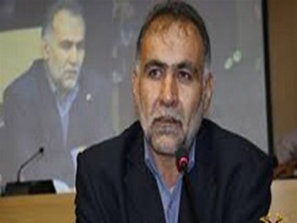 مسئولین فارس کمک مالی به فجر نمی کنند، از حمایت معنوی دریغ نکنند
