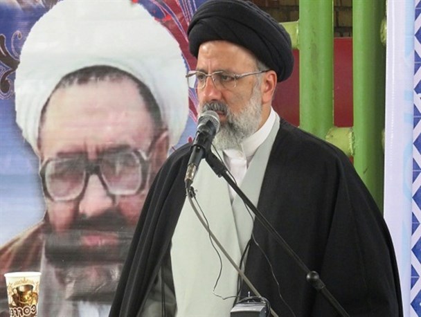 شهید مطهری همیشه بر اساس اصول و مبانی اسلام ناب سخن می‌گفت/ امروز دنیای استکبار درصدد براندازی مبانی اصیل ناب محمدی(ص) است