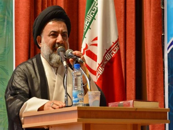 دشمن به دنبال حذف تفکر شهید مطهری است