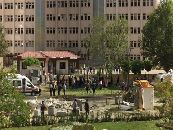 2 کشته و 22 زخمی در غازی عنتاب