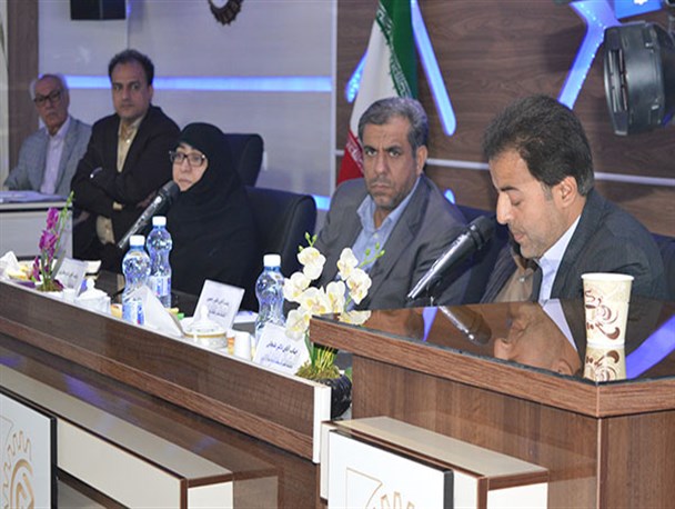 برگزاری نشست هم اندیشی صنعتگران و مسئولین ادارات شهرستان ری+تصاویر