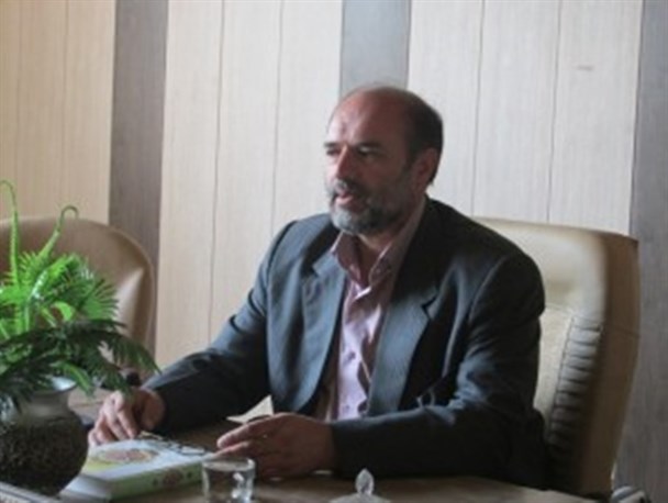 تجلیل از ۲۴۰۰ معلم دماوندی در همایش بزرگداشت مقام معلم