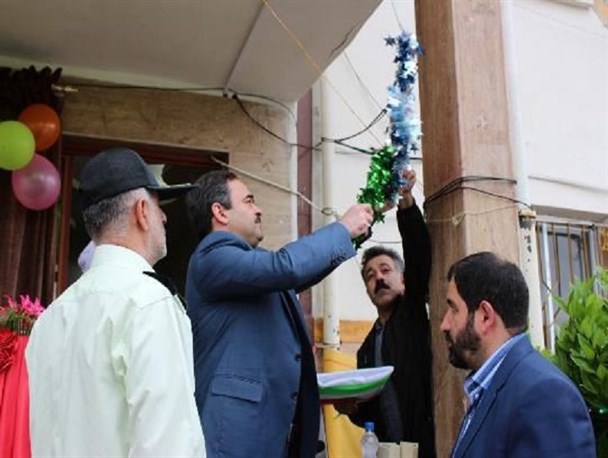 همزمان با هفته معلم زنگ سپاس در رودسر نواخته شد+تصاویر