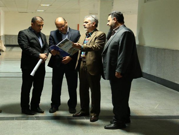 بازدید فرمانده سپاه حضرت روح الله(ره) از حوزه کارمندی شهید پلارک