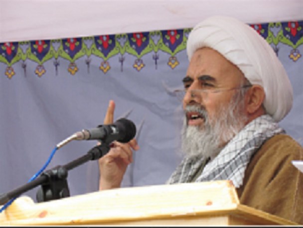 حقوق کارگران ننگ نظام اسلامی است/مسئولین در احقاق حقوق معلمین کوتاهی نکنند