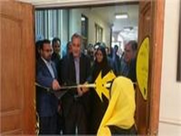 افتتاح و بازدید از نمایشگاه نقاشی “هستی جدی” هنرمند نونهال در خانه فرهنگ تبریز