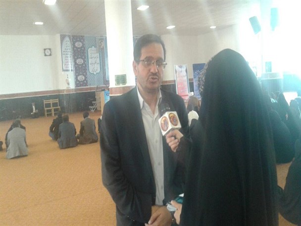 جایگزینی رایگان 3 هزار جلد قرآن کریم با نسخه های مستعمل/50 درصد اعتبارات اداره کل ارشاد زنجان به ترویج ارزش های دینی اختصاص می یابد