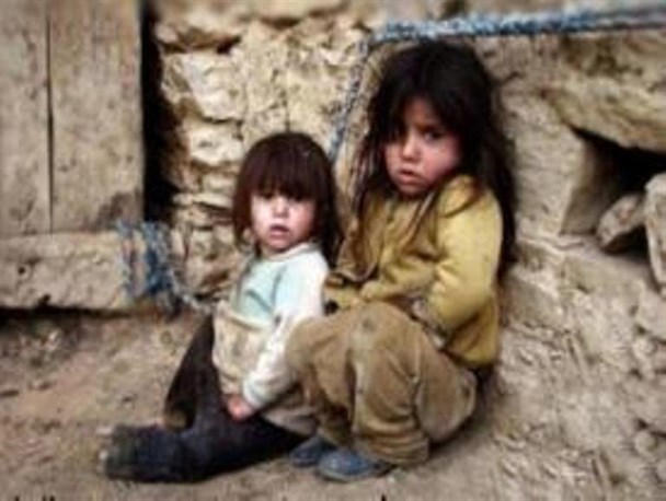 نصب دکه خیرین در وادی السلام سرخه ویژه نیازمندان