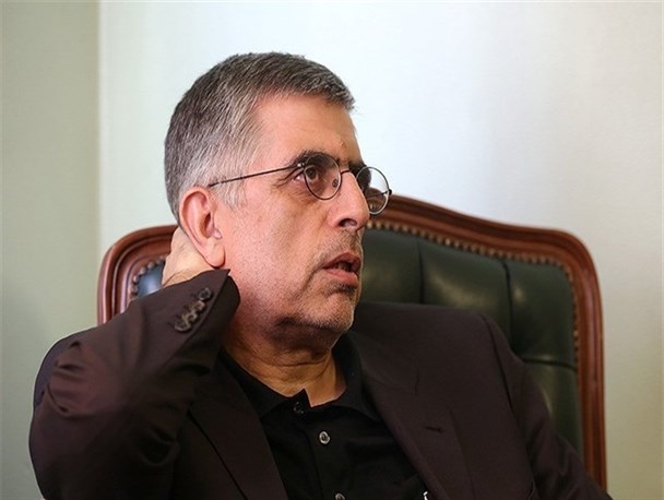 توهین کنندگان به شهدای حرم در زمان خطر از کشور فرار می کنند