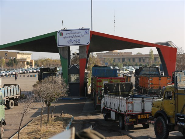 ۱۲ هزار کامیون دار قزوین زیر بار سنگین کرونا، به دل جاده زدند