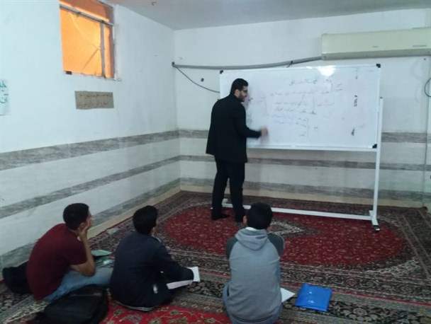 زوج جهادگر پیشتاز ارائه خدمات رایگان در مناطق محروم شدند/ وقتی مسجد، تبدیل به سنگری برای کنکوری‌ها می‌شود