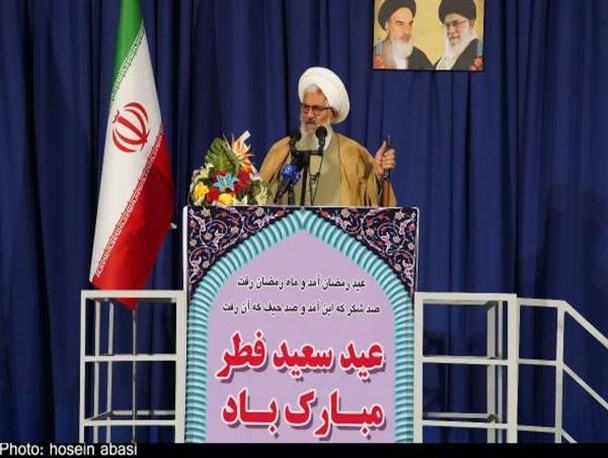 ایران توانایی تبدیل شدن به بزرگترین تمدن علمی و فناوری را دارد/ بزرگترین دستاورد روزه‌داری، تقوای الهی است