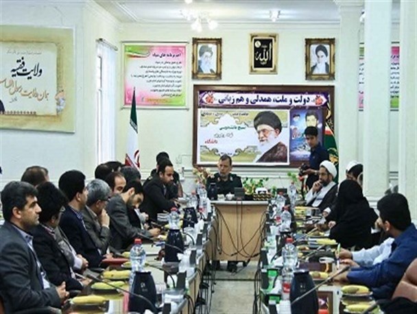دانشگاه‌ باشگاه احزاب نیست/نمی شود در دانشگاه گیت گذاشت/با شعار مشکلات فرهنگی حل نمی شود