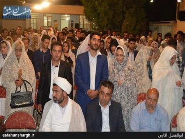 جشن ازدواج ۲۰۰ زوج جوان در برآان جنوبی/ تصاویر