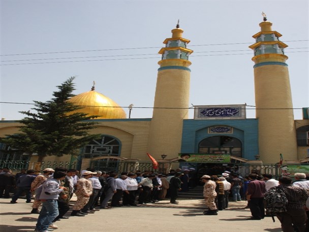 عاشقان روح الله در شهرستان پارس آباد عازم حرم مطهر امام(ره) شدند+تصاویر