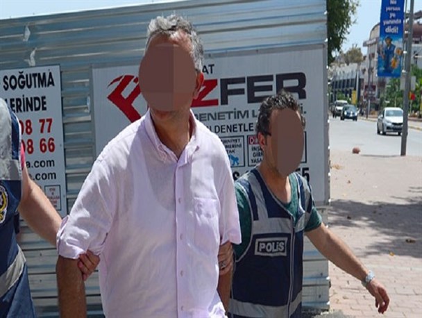 دستگیری 75 نفر از پرسنل دانشگاه