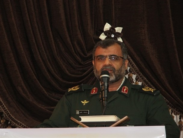 اعتقاد اندیشمندان خارجی این است که صدای امام در ایران حکم صدای خدا را دارد