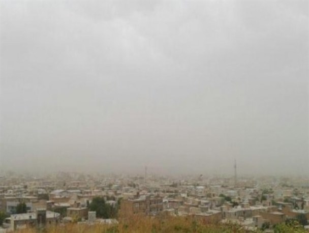 گرد و خاک بار دیگر گیلانغرب را در برگرفت