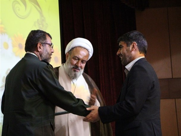 مراسم تودیع و معارفه مسئول بسیج دانشجویی دانشگاه های استان البرز برگزار شد