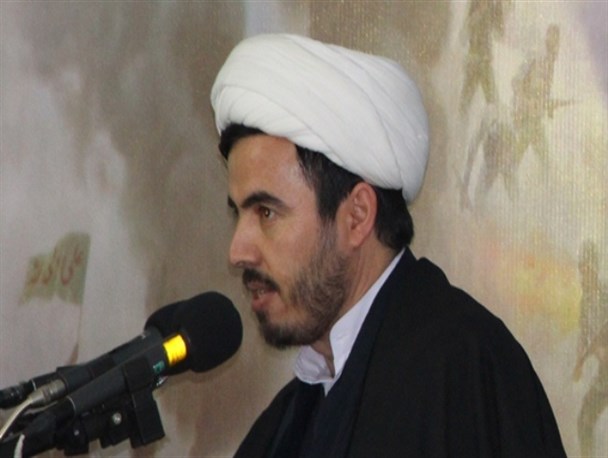 امام راحل همانند علی (ع) با خوارج با منافقین برخورد کردند