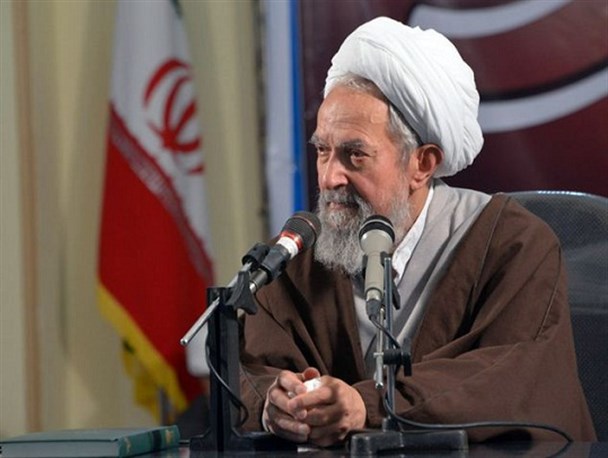 ضرورت اطاعت از رهبری برای جلوگیری از انحراف خط فکری امام(ره)